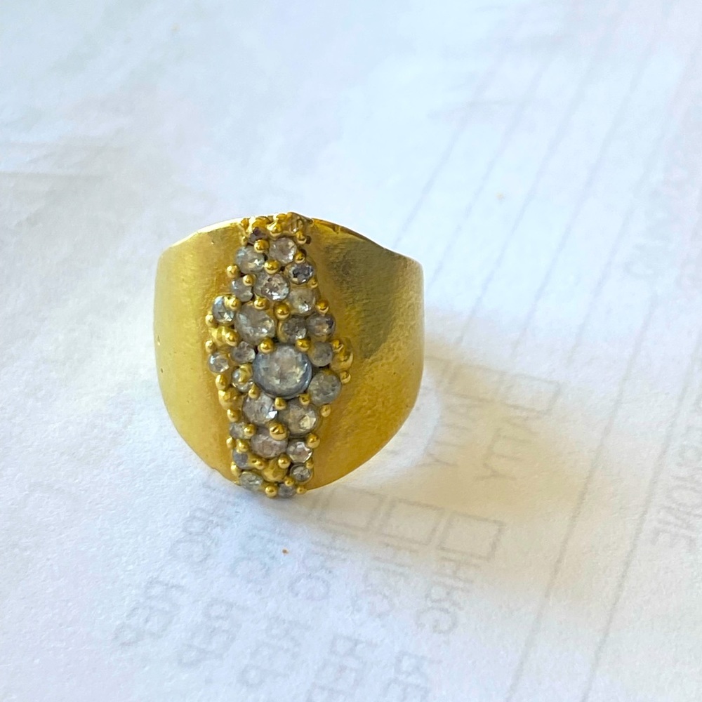 Polly Wales mine cut Diamond River ring 18k size 6